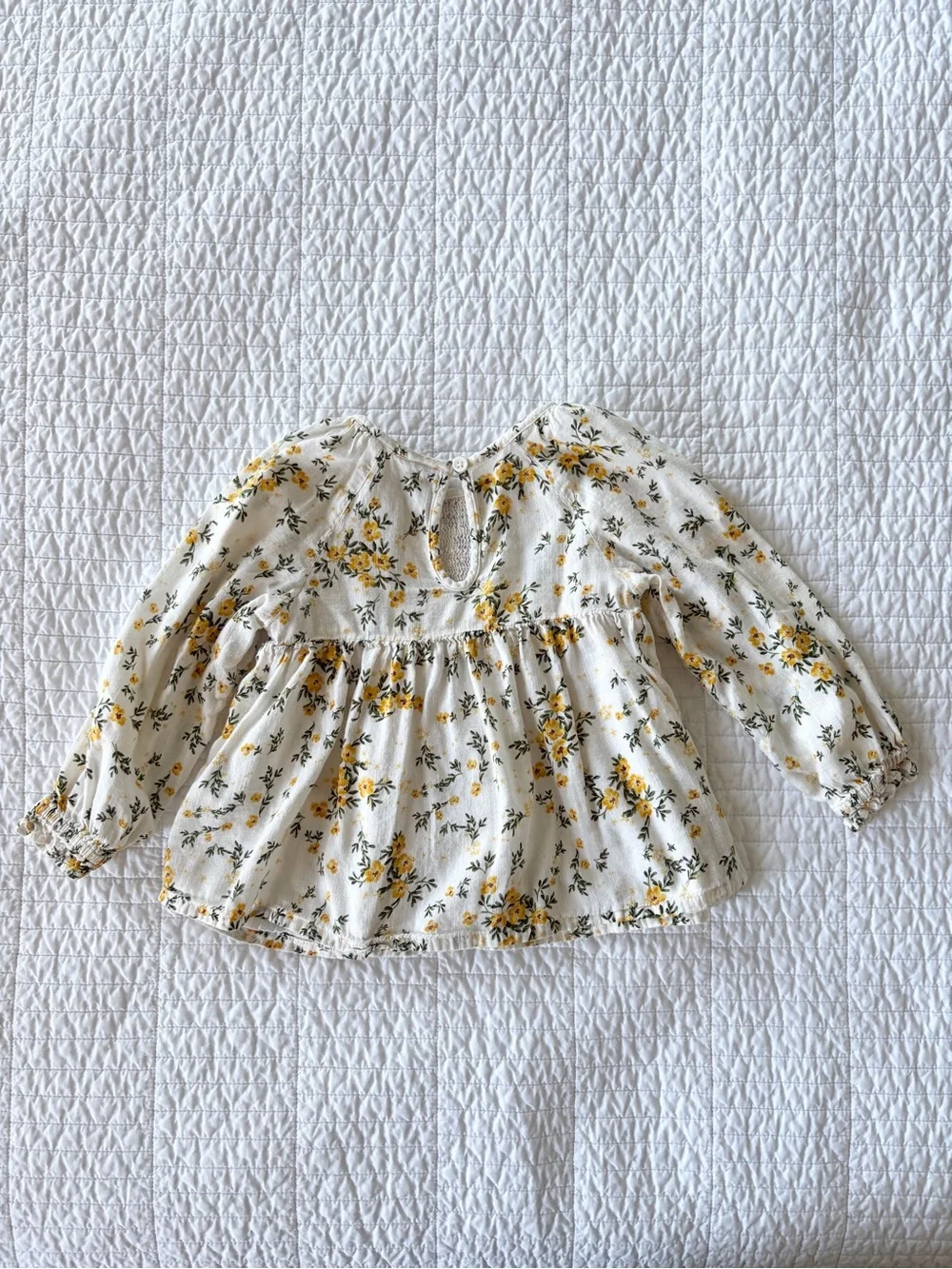 Old Navy Floral Smocked Peasant Top - White & Yellow - Toddler Girls Size 2T